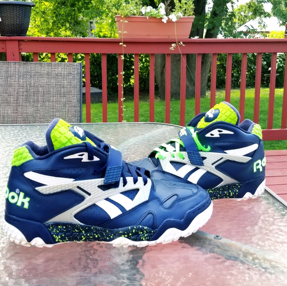 SOLD Reebok Pump Paydirt Preseason sz12
